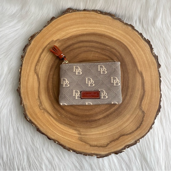 Dooney & Bourke Handbags - LIKE NEW Dooney & Bourke vintage small wallet